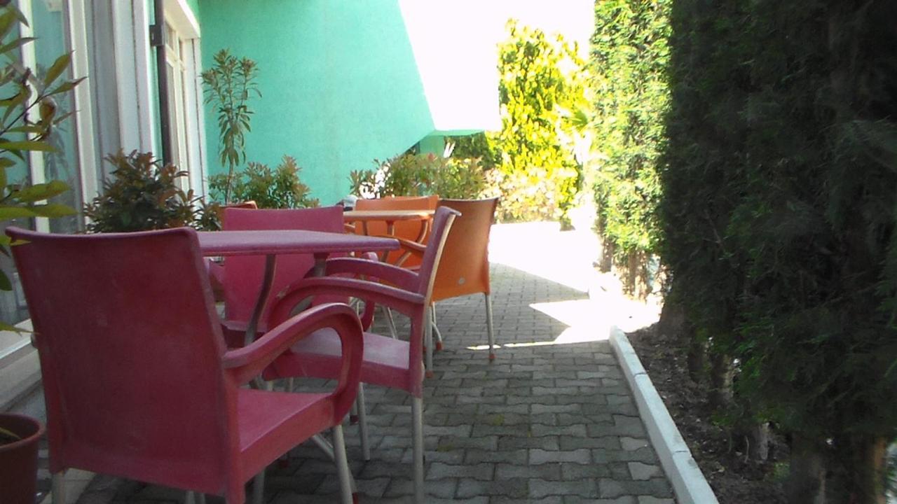 Shkoder Hotel Temali Екстериор снимка