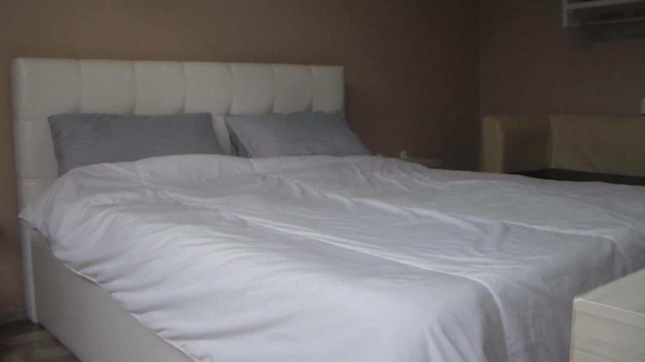 Shkoder Hotel Temali Екстериор снимка