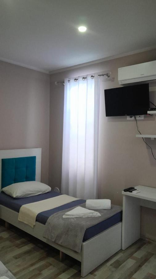 Shkoder Hotel Temali Екстериор снимка