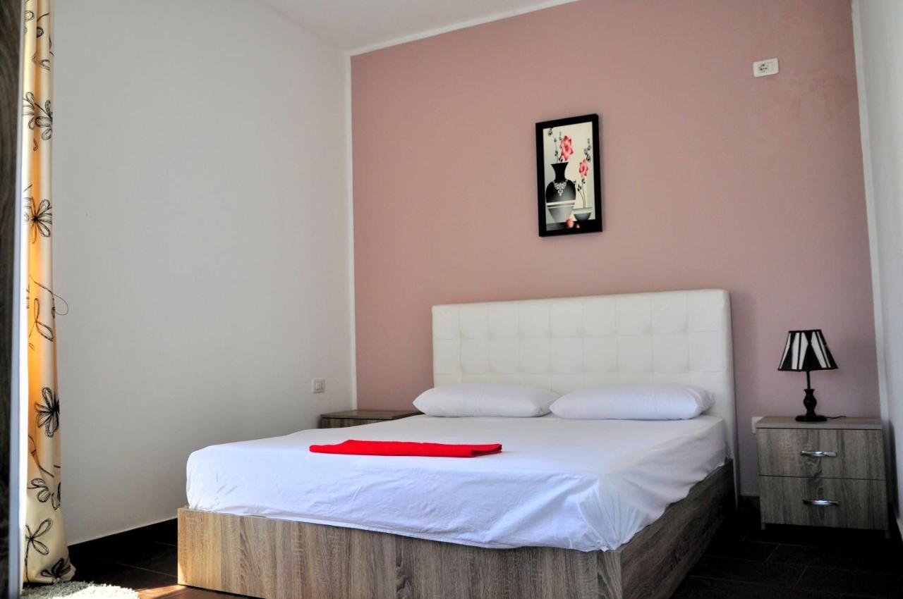 Shkoder Hotel Temali Екстериор снимка