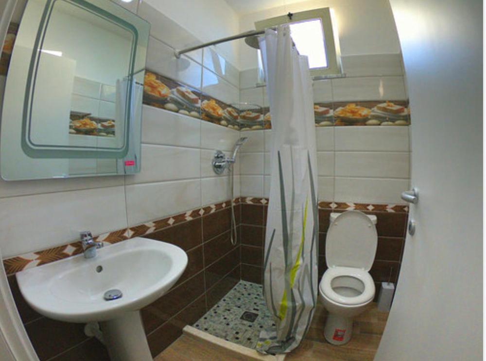 Shkoder Hotel Temali Екстериор снимка